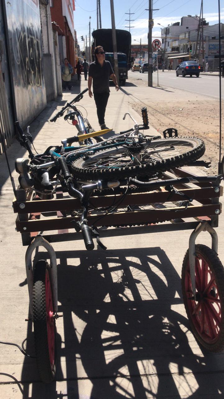 Estamos recuperando bicicletas para donar a la población migrante venezolana