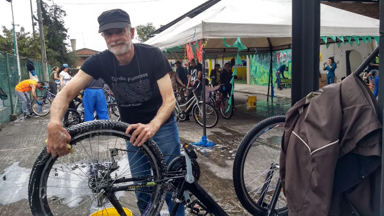 Migrantes venezolanos podrán rodar por Bogotá gracias a ‘Dale Pedal a Venezuela’ 