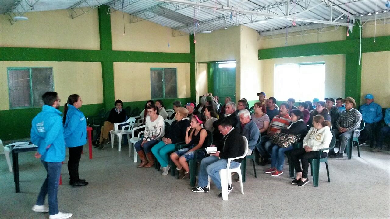 Inicia concertación con la comunidad para definir transformación del barrio María Paz