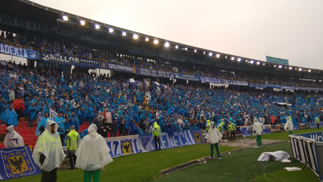 Hinchas de Millonarios y América vivieron un clásico en paz