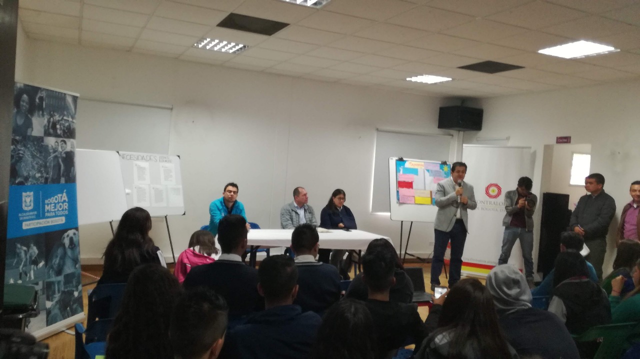 Jóvenes líderes conforman la Red Distrital de Contralores Estudiantiles, por una mejor educación