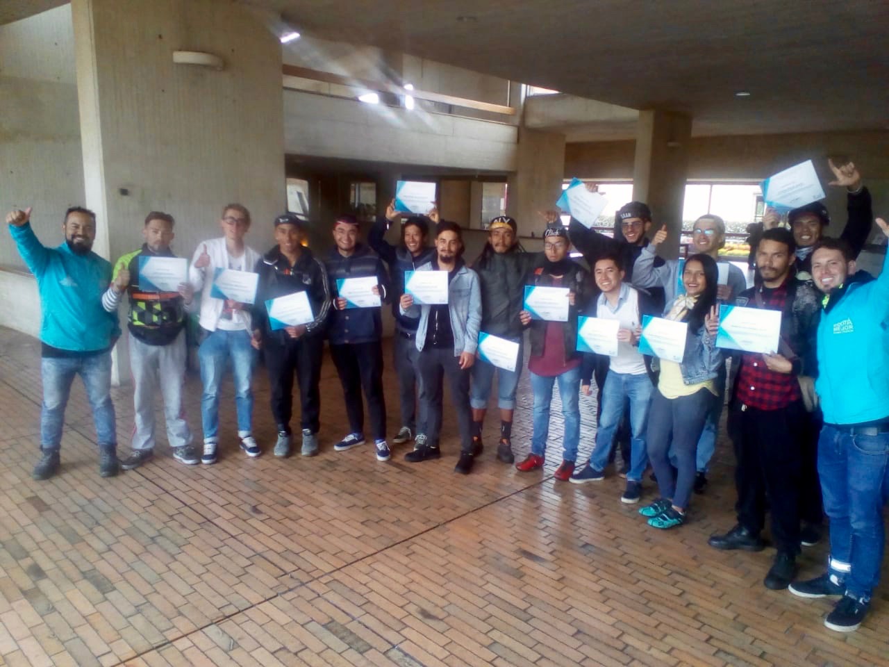 Biciusuarios capacitados en liderazgo, seguridad vial y participación