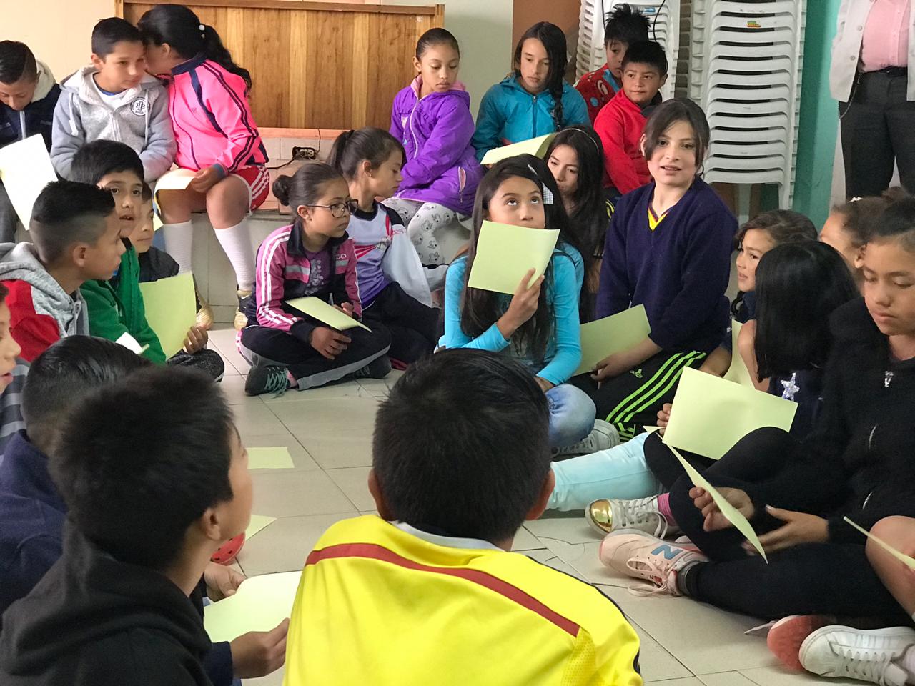 Con juego de roles, niños y niñas de Bogotá aprenden cómo funcionan las Juntas de Acción Comunal 