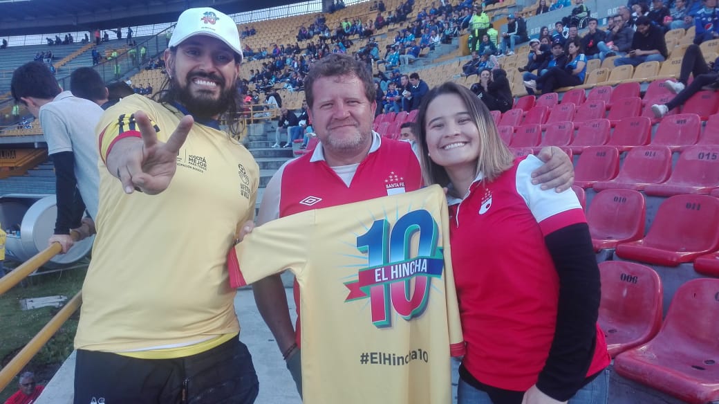 Hinchas de Santa Fe, se alistan para partido de ida por cupo a la final de Copa Sudamericana