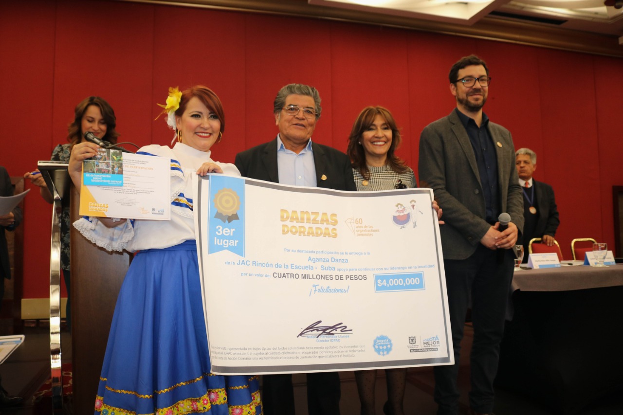 Reconocimiento a la labor comunal en el marco de la Celebración de sus 60 años