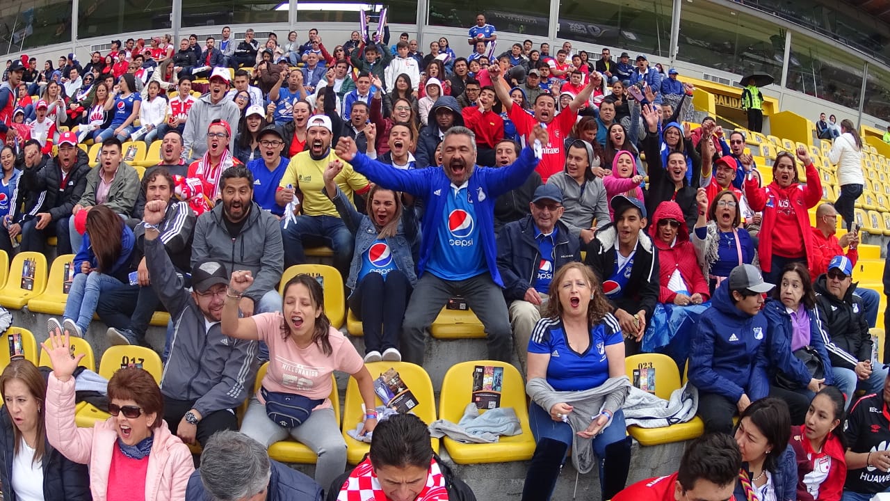 Bogotá agradece a los hinchas del fútbol