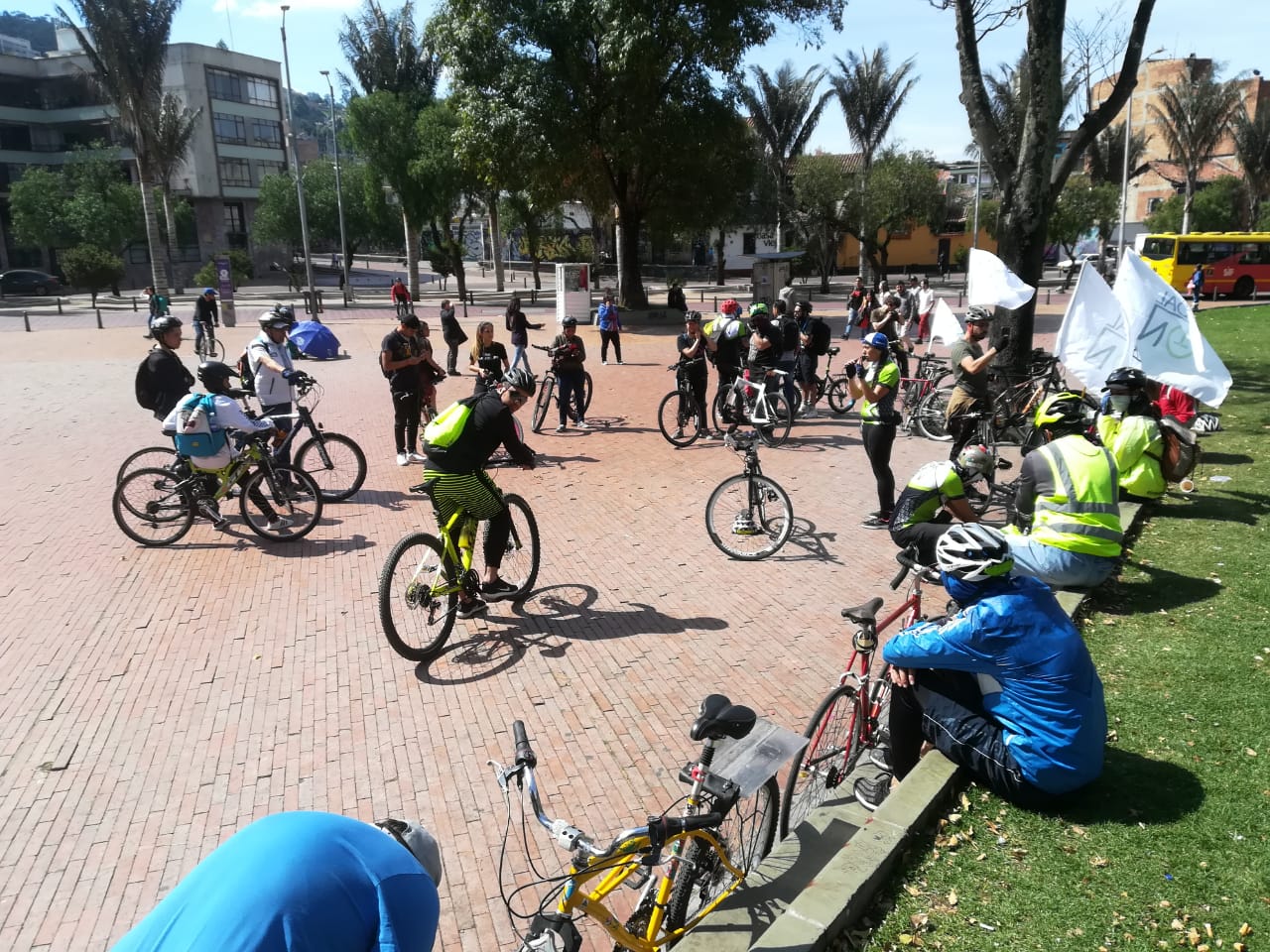 Intercambios culturales a través de la participación y el ciclismo