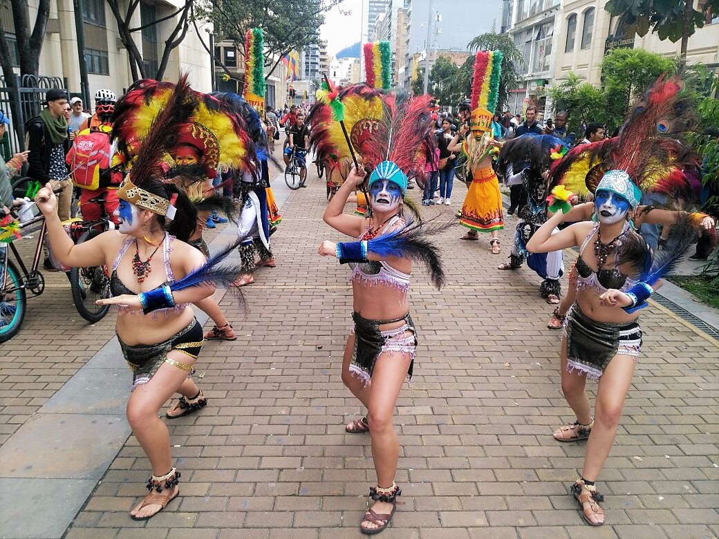 El Carnaval boliviano que se tomó el centro de Bogotá 