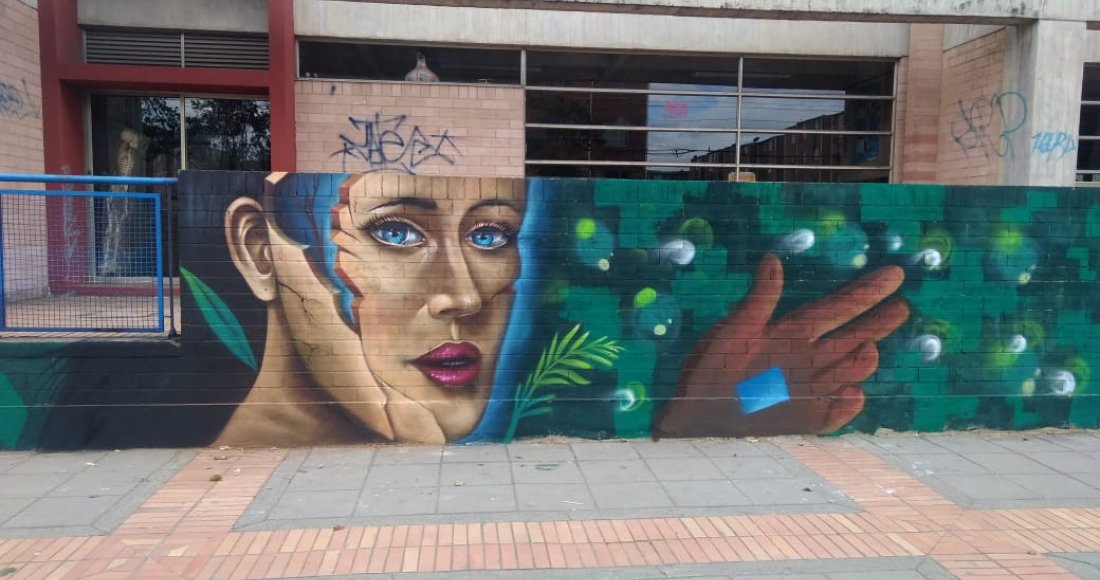 <p>Mural Comunitario con alumnos del Colegio Gabriel Betancourt Mejía y habitantes del barrio el Tintal</p>