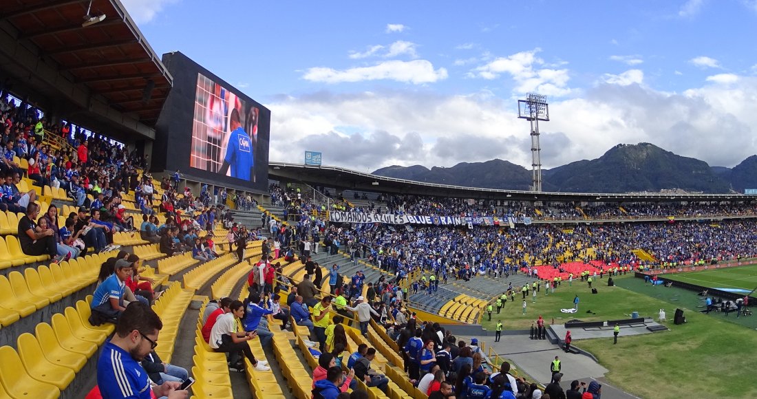 Abren investigación por denuncias de presuntos hechos de intolerancia en tribuna oriental del estadio El Campín por acomodaciones de hinchas 