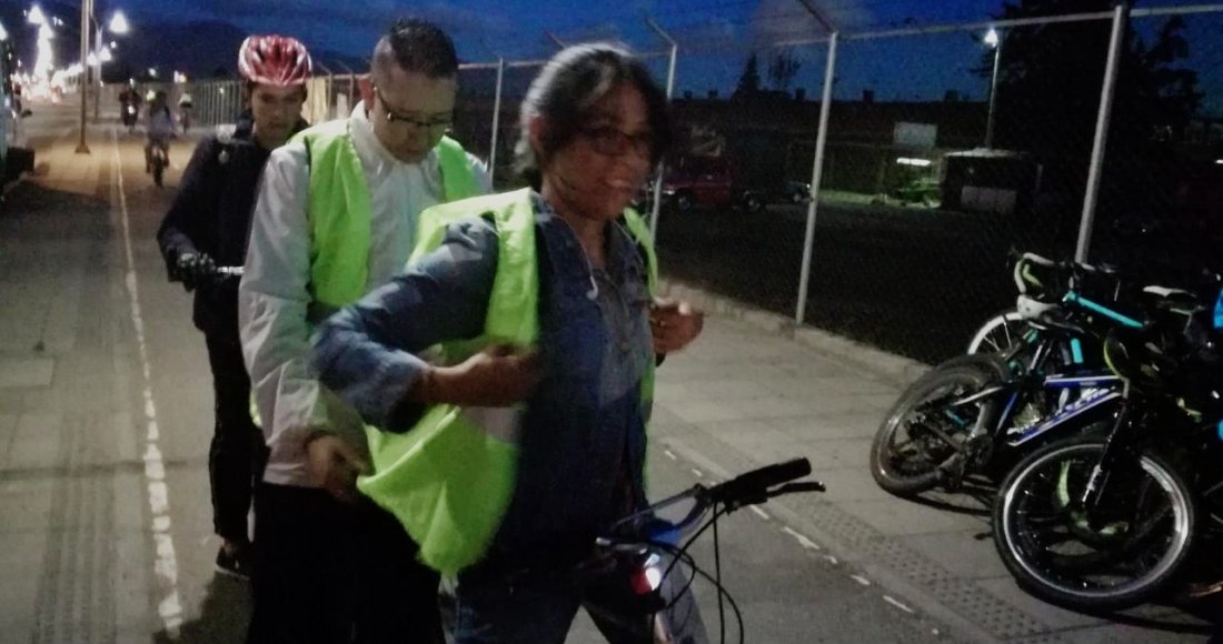 Con chalecos reflectivos para ciclistas se busca reducción de accidentes en Bogotá