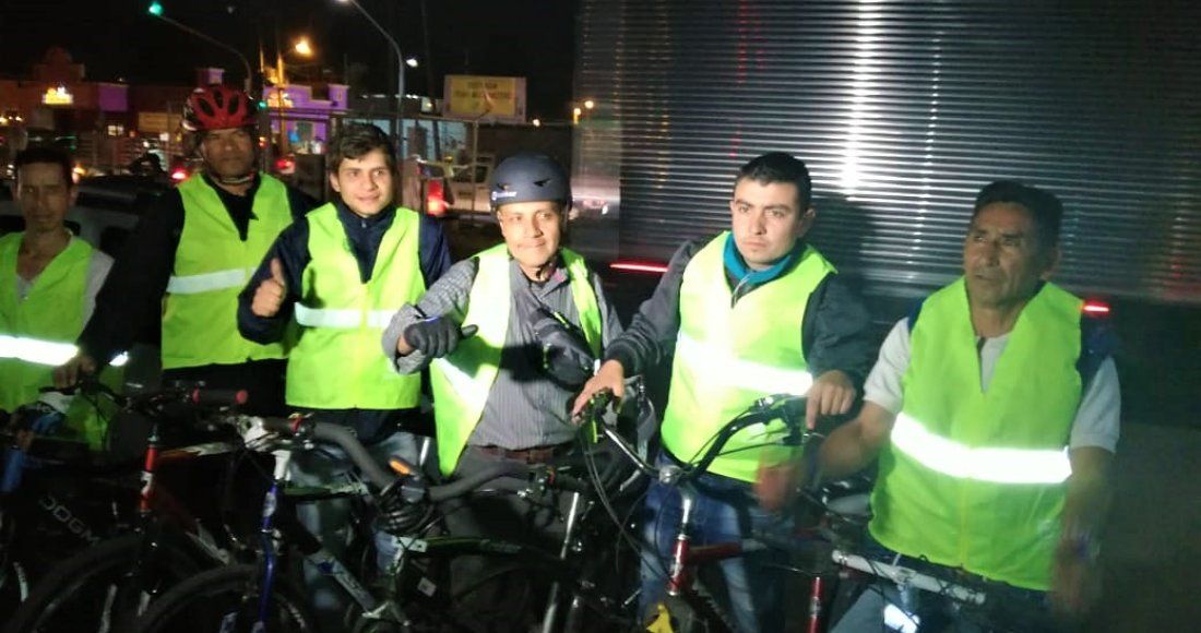 Con chalecos reflectivos para ciclistas se busca reducción de accidentes en Bogotá