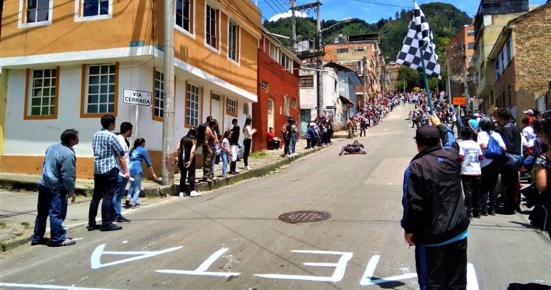 Decenas de carritos de balineras se toman La Perseverancia