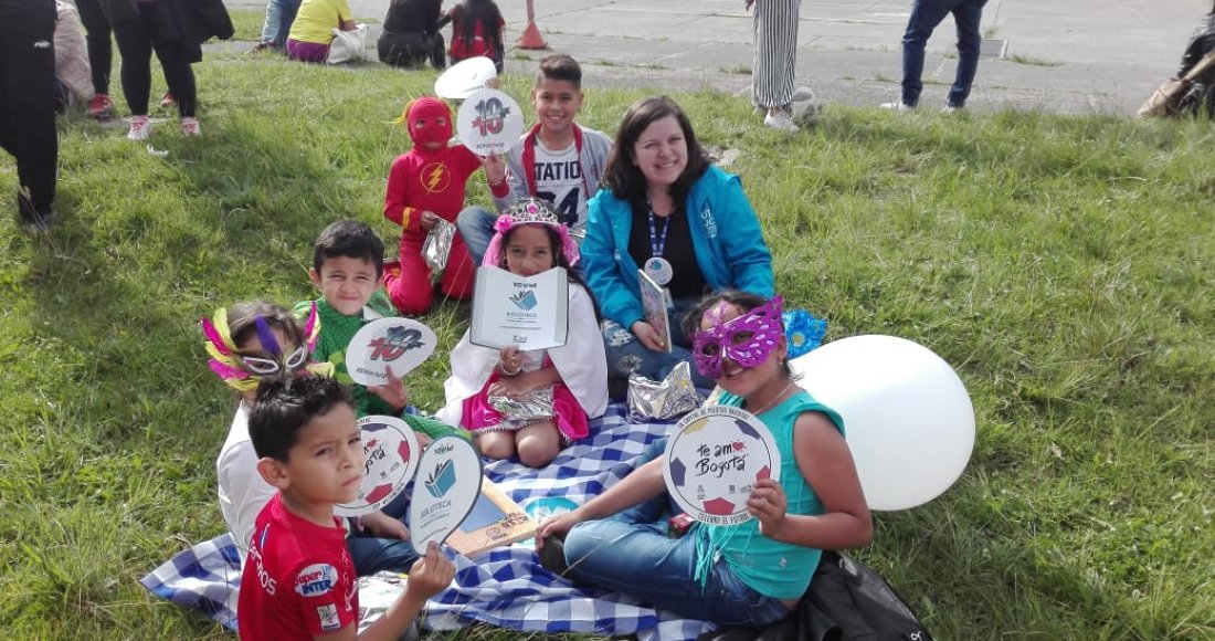 “Yosileo” y el IDPAC celebraron con las barras del América, el día de los niños