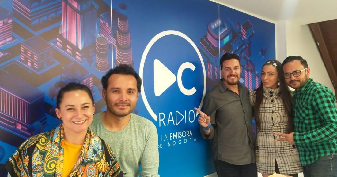 Histórico enlace de emisoras comunitarias a la señal de DC Radio