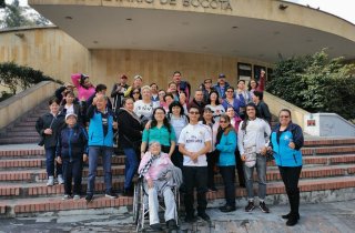 40 personas mayores de la localidad de Ciudad Bolívar visitan el Planetario Distrital