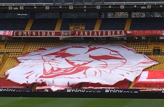 Escudo de Santafé en la tribuna, Arranca la Liga Femenina de Fútbol 2020 en Bogotá