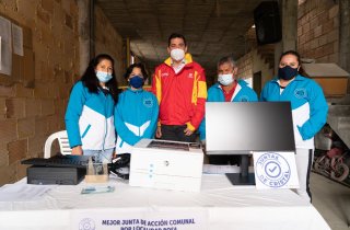 ‘Juntas de Cristal’ recibirán kit tecnológico