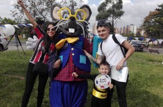 “Yosileo” y el IDPAC celebraron con las barras del América, el día de los niños