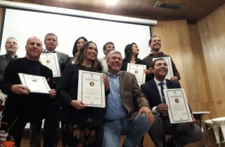 Premio Ambiental para Proyectos de Agricultura Urbana Apoyado por el IDPAC